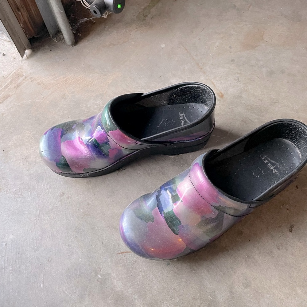 Dansko clogs 39